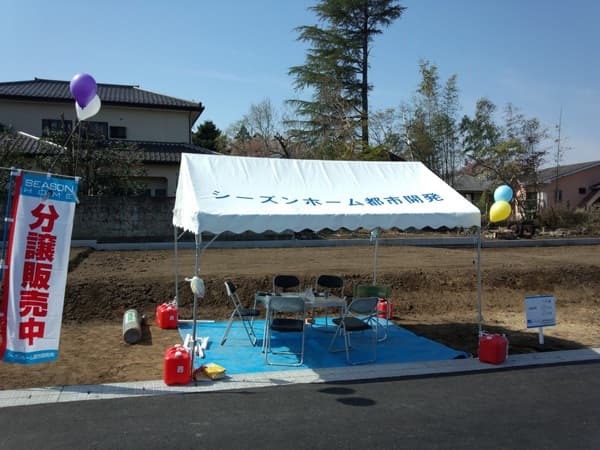 シーズンホーム都市開発様 イベント集会テント(伸縮式)で設営した事例