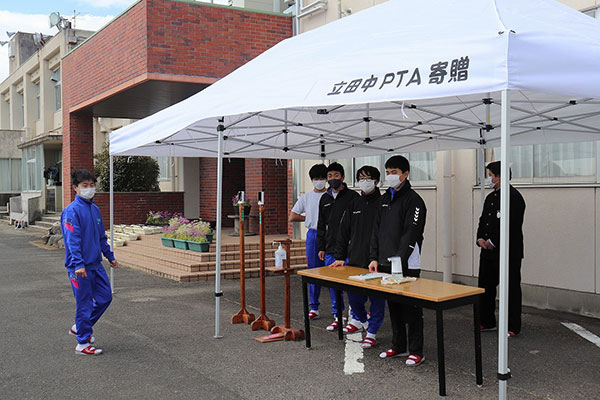 寝屋川市立池田小学校 様 導入事例